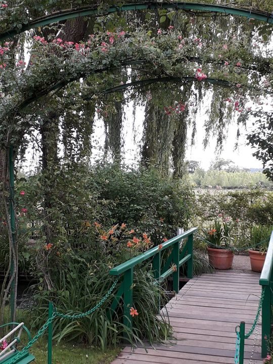 Les jardins de la maison de Claude MONET, fertilisés avec La Mélée des Terroirs! #jardinremarquable #Jardinsclaudemonet