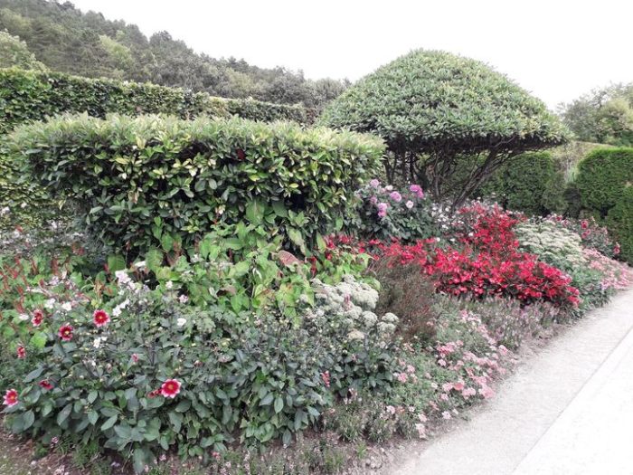 Le musée des Impressionnismes a fait confiance à La Mélée des Terroirs pour fertiliser son jardin remarquable! #jardinremarquable #museedesimpressionismes #lameleedesterroirs #fertilisation